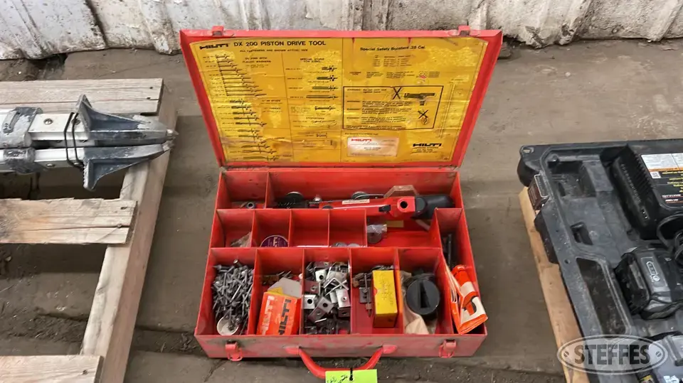 Hilti DX200 Power Tool