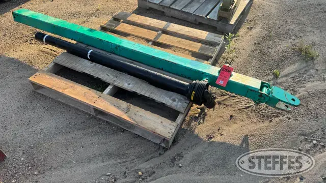 Houle hitch 9' w/1000 PTO but only long half