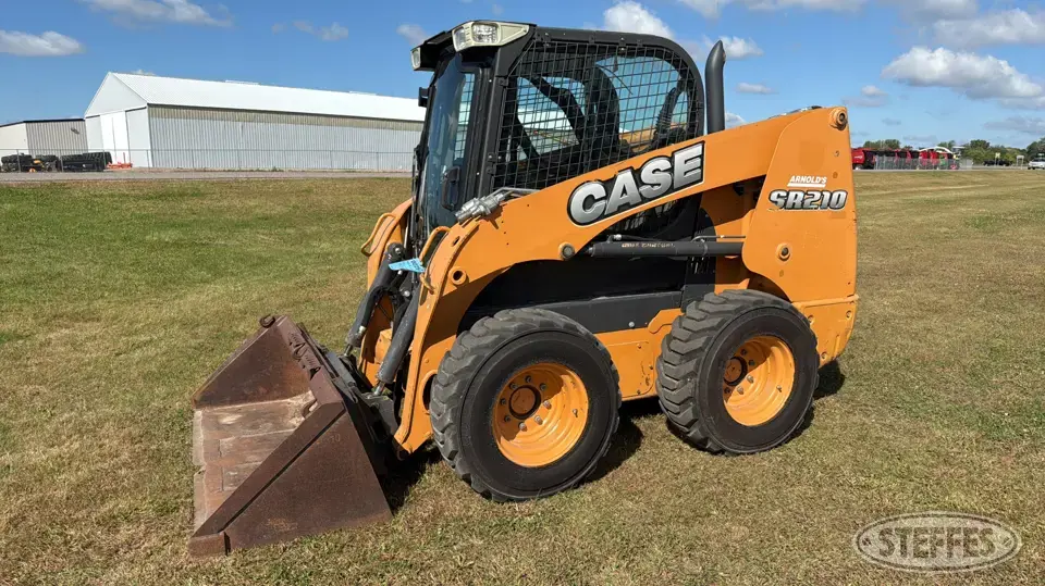 2014 Case SR210 Wheeled Skid Steer