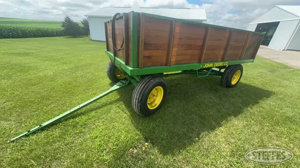 John Deere Barge box