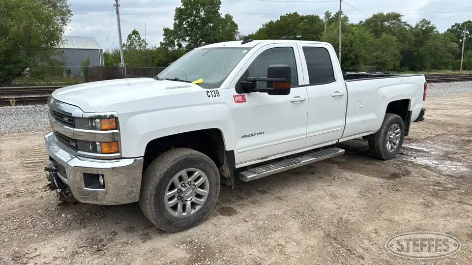 2015 Chevrolet Silverado 3500HD 1 Ton Pickup