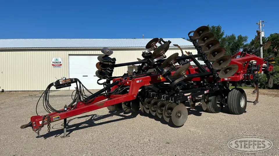 Case IH Ecolo-Tiger 870 Ripper