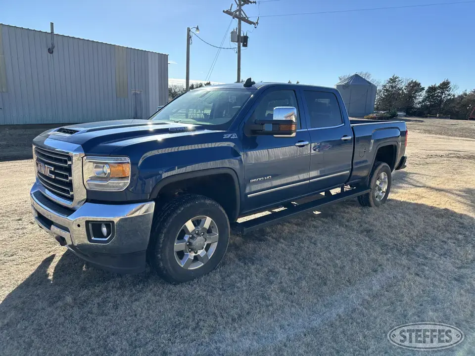 2019 GMC Sierra 2500HD SLT 3 Quarter Ton Pickup