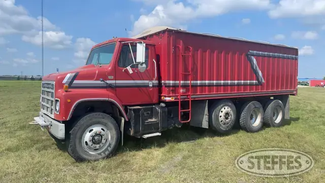 1984 International F2375