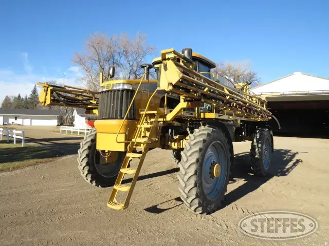 2010 Ag-Chem RoGator 1184