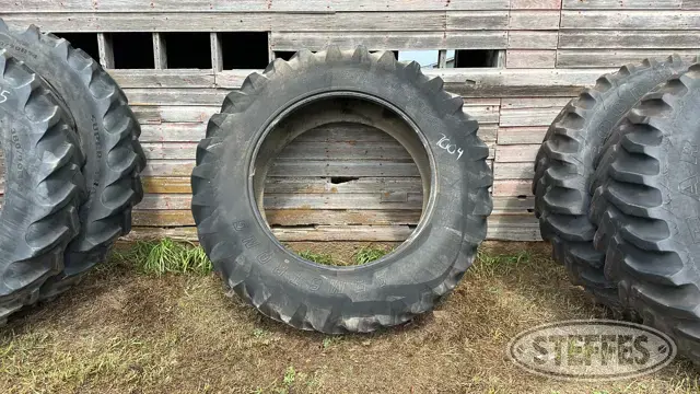 Armstrong 18.4R42 tire