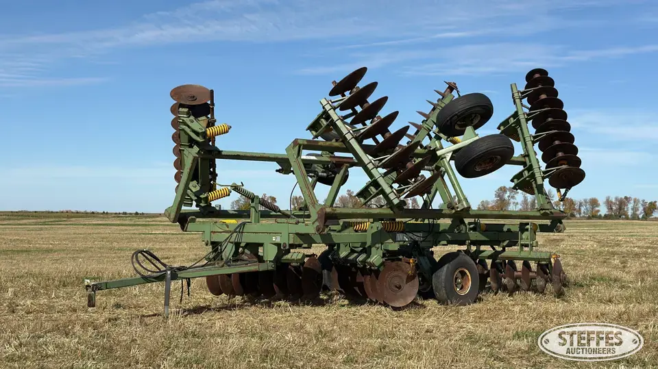 Wishek 842T Disc