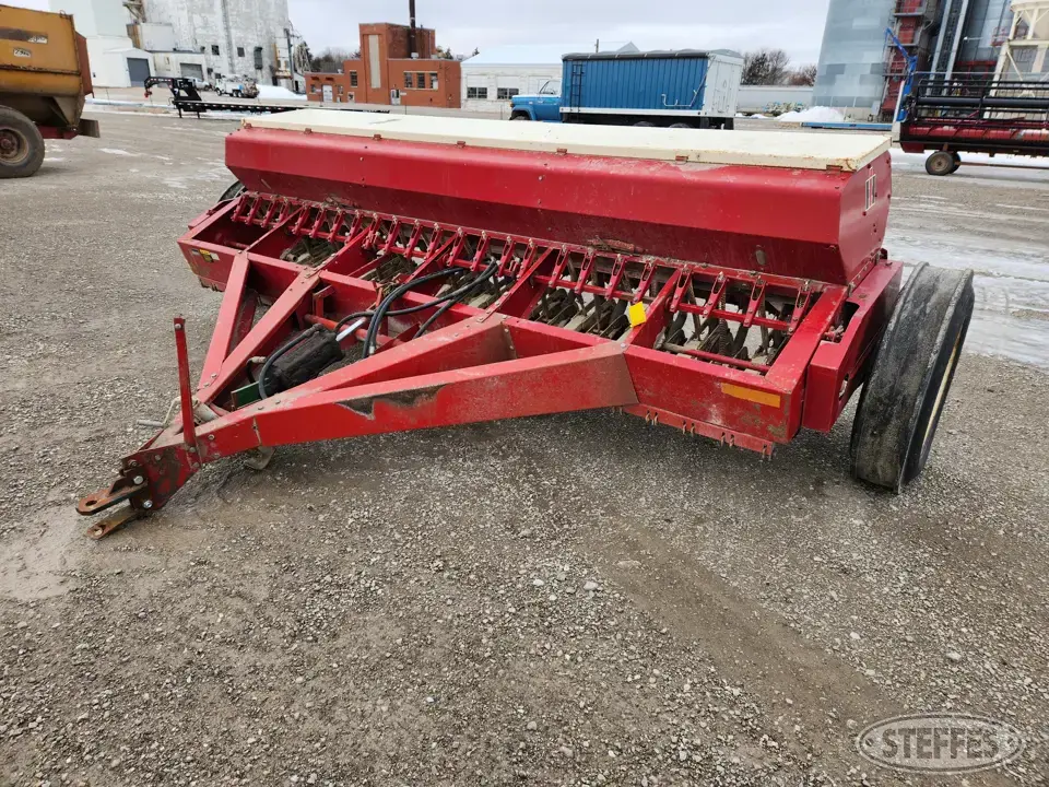 International 510 Press Drill