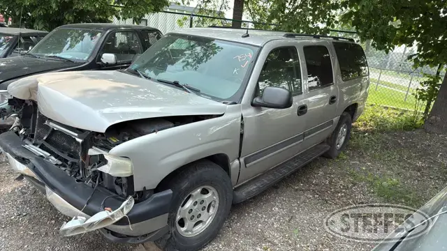 2004 Chevrolet Suburban