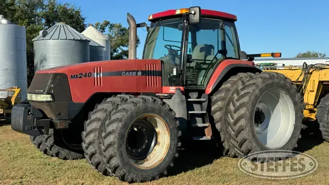 2002 Case IH MX240