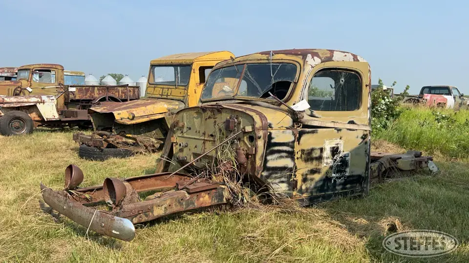 1941 Dodge WC Specialty Truck