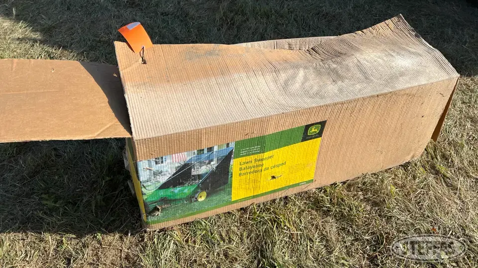 John Deere Lawn and Garden Accessory