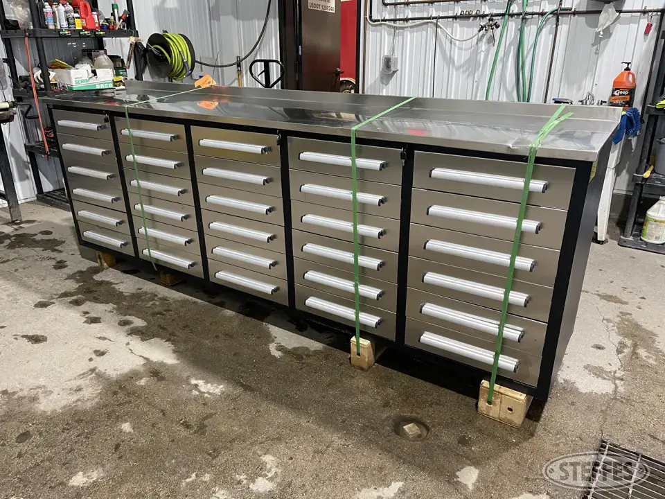 Steelman 10FT-30D Storage and Bench