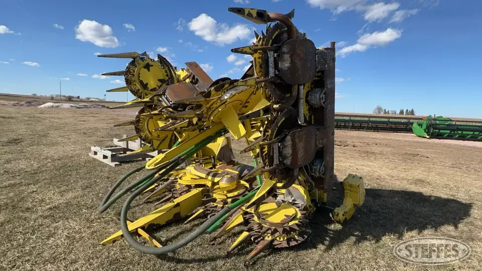 2012 John Deere 690 Forage Harvester Head
