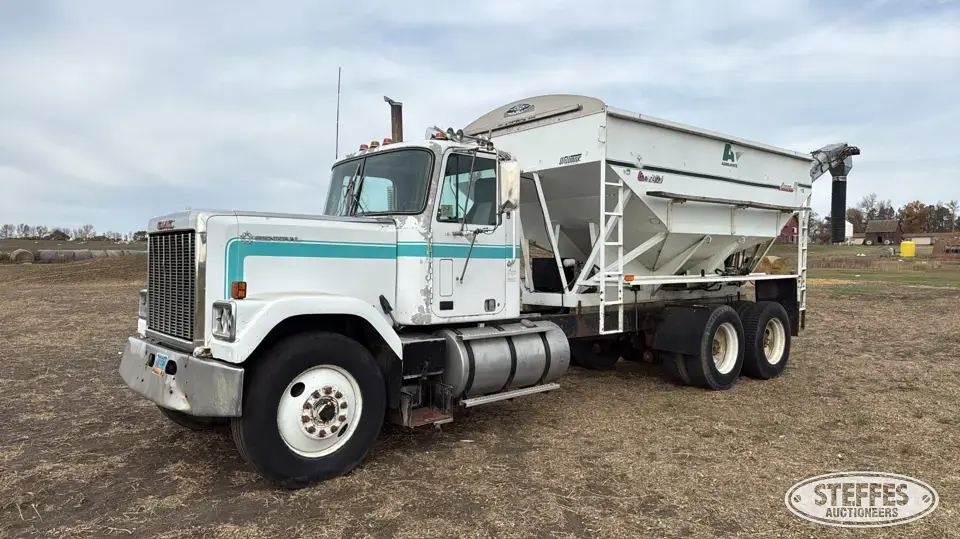 1985 GMC Seed Tender Truck