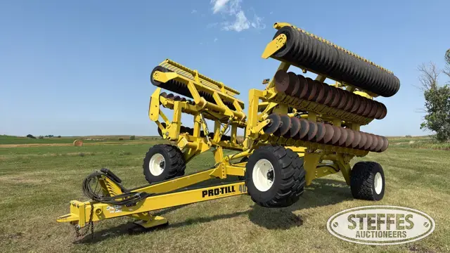 2015 Degelman Pro-Till 40