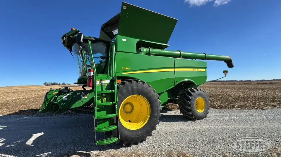 2020 John Deere S780 Combine