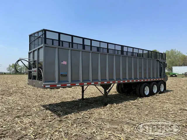 2022 Hitchcock APL36