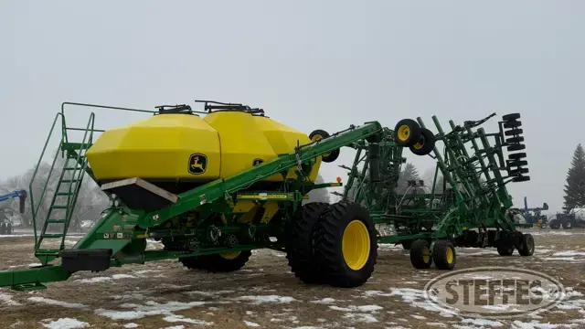 2010 John Deere 1830
