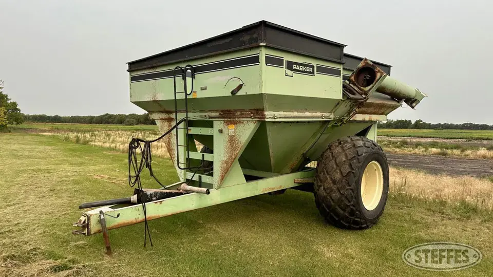 Parker 6500 Grain Cart
