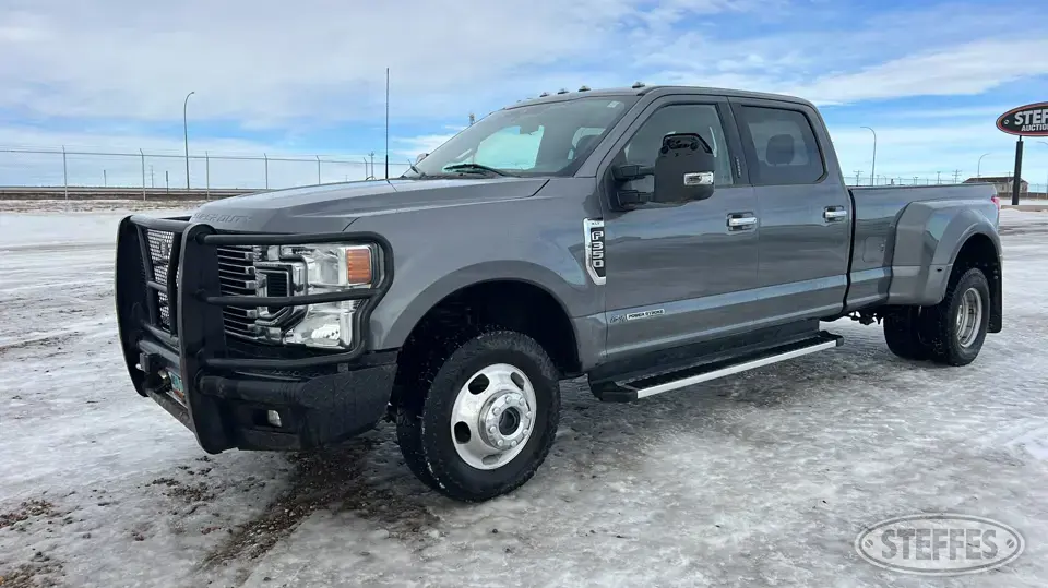 2022 Ford F-350 Super Duty XLT 1 Ton Pickup