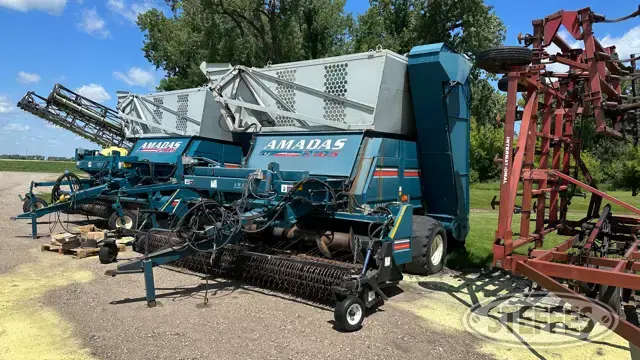2001 Amadas 2105