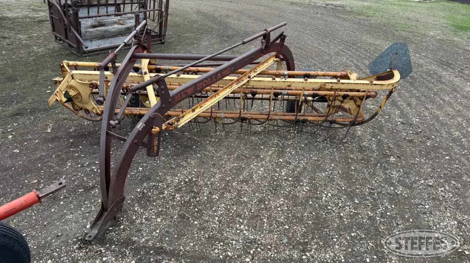 New Holland 56 Rake