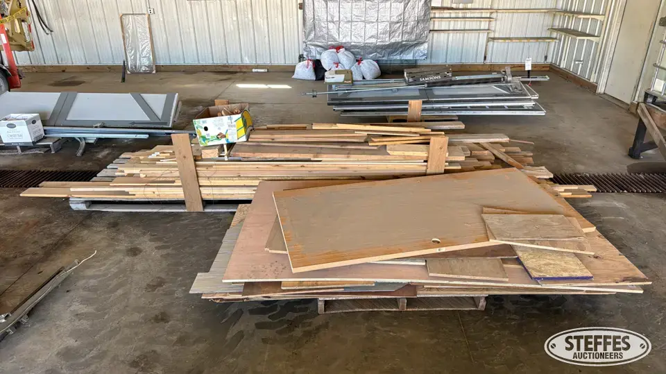 Wood pcs. Construction Support Item