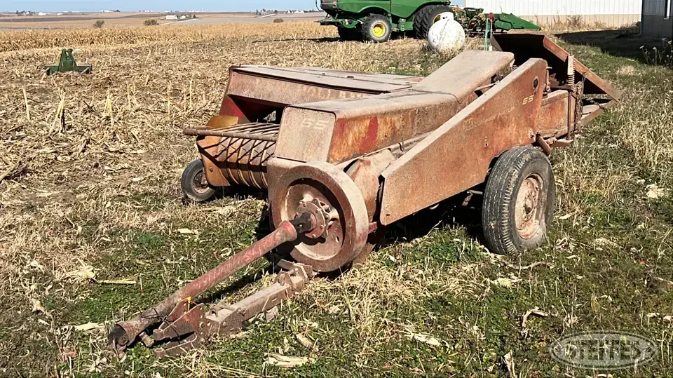 New Holland 65 Square Baler