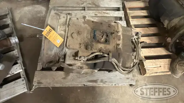 Eaton Fuller 13 spd. trans.