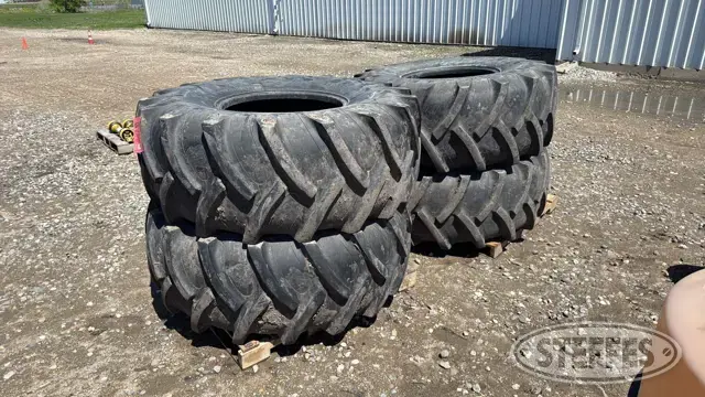 (4) Titan 23.1-26 tires