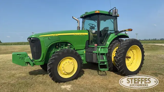2002 John Deere 8120