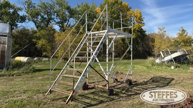 Elevated platform