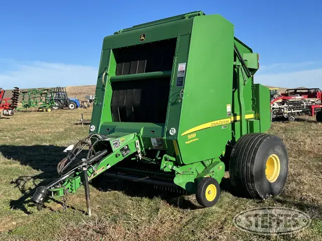 2013 John Deere 569