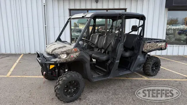 2023 Can-Am Defender Max HD10 XT