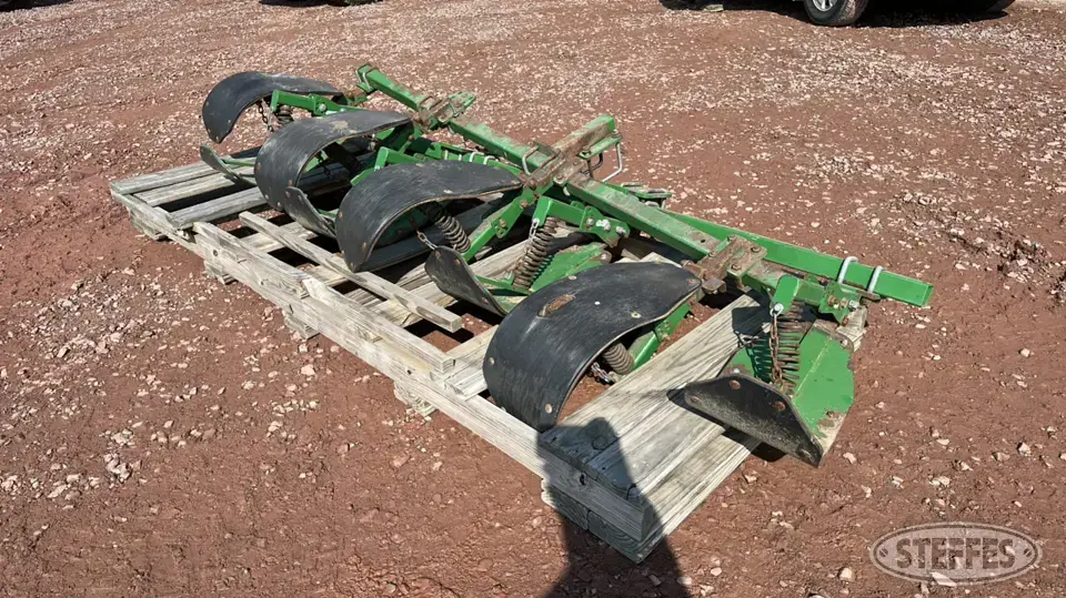Lankota Farm Support Item