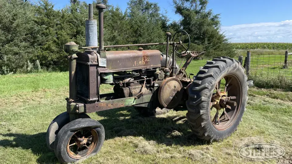 1938 John Deere A Collectible Tractor