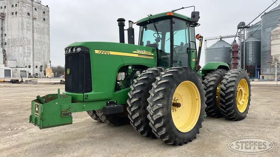 2004 John Deere 9220 4WD Tractor