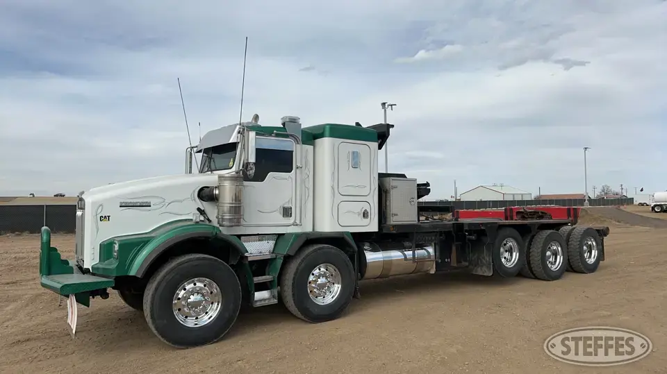 2001 Kenworth T800B Specialty Truck