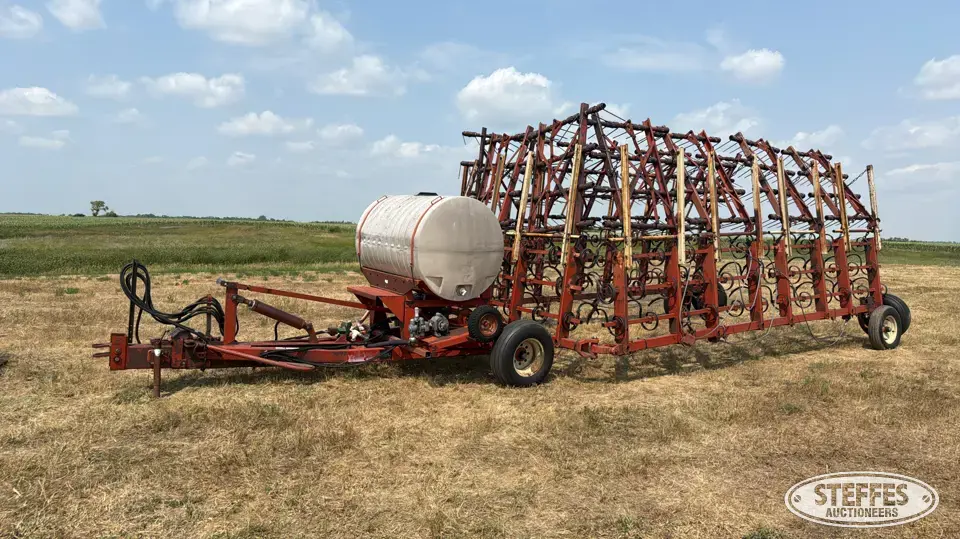 Melroe 420 Harrow