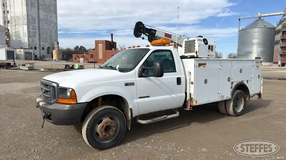 1999 Ford Super Duty F-550 XL Service Utility Truck