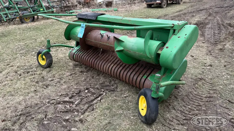 John Deere pickup head Forage Harvester Head