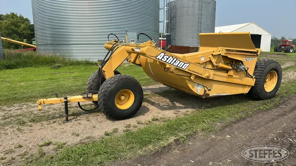 Ashland I-900 Pull Scraper