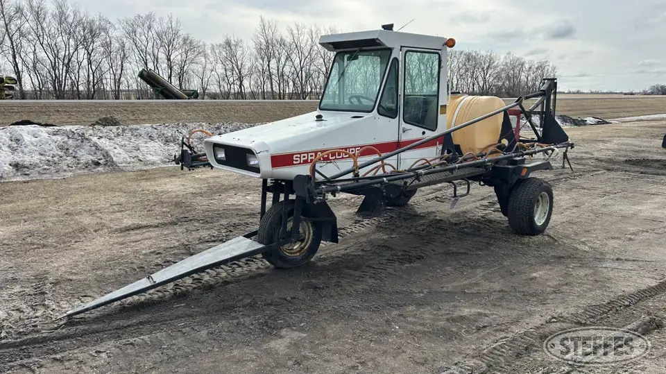 1985 Melroe Spra-Coupe 115 Self-Propelled Sprayer