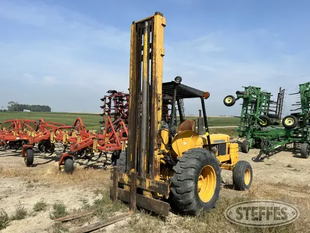 1973 John Deere 480A
