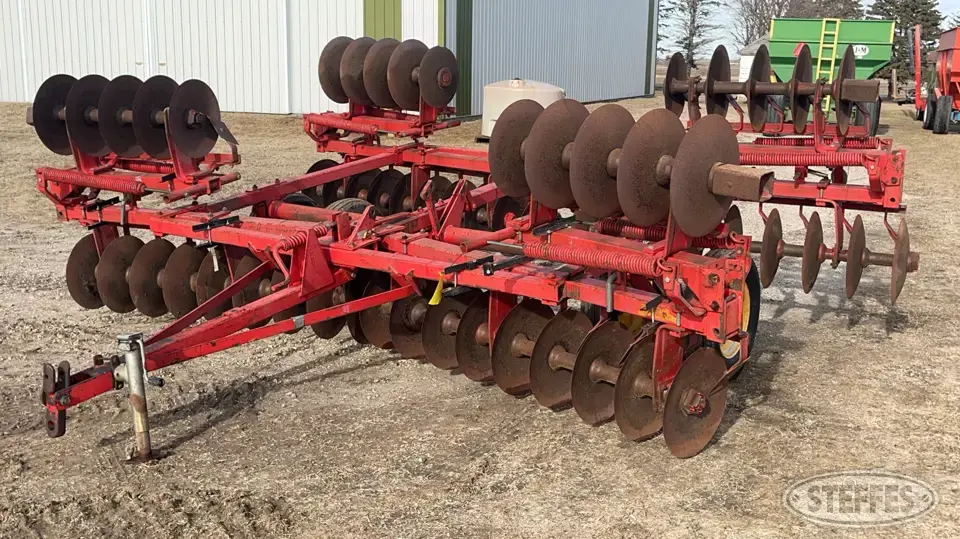 Massey Ferguson 520 Disc