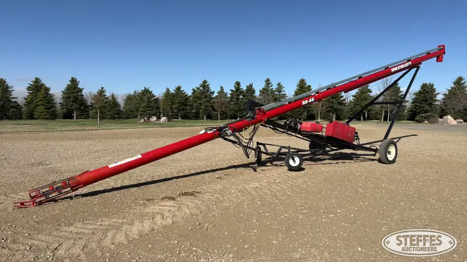 2014 Wheatheart R8-46 Straight Auger