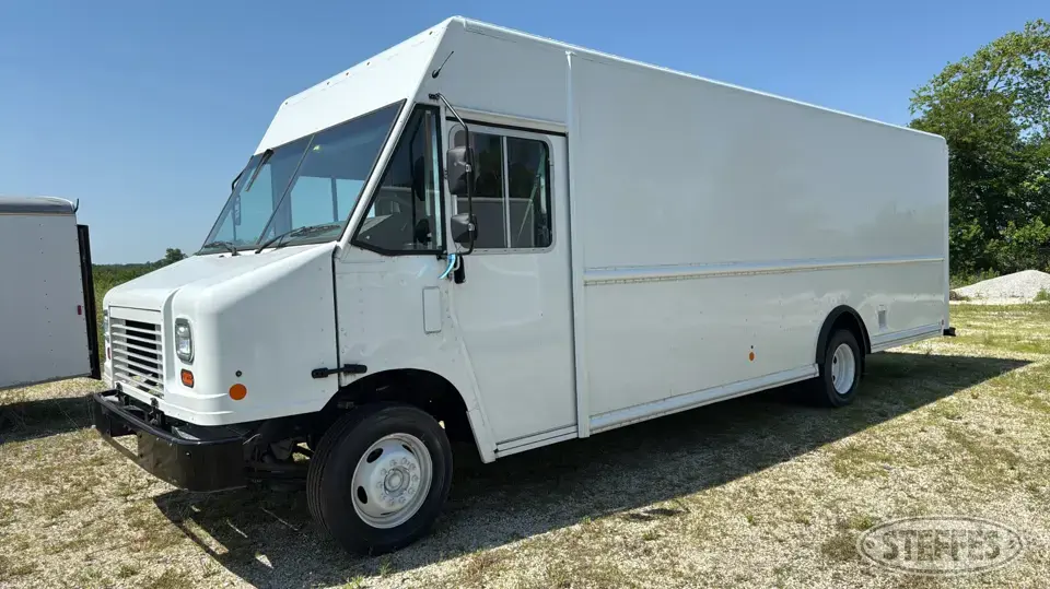 2021 Ford F59 P1200 Utilimaster Van Truck