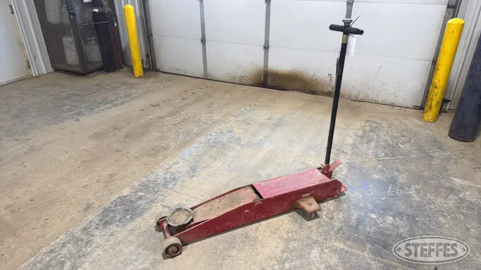 ATD 7390 HD floor jack General Tools and Shop Supply