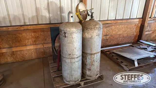 Acetylene tanks & fan